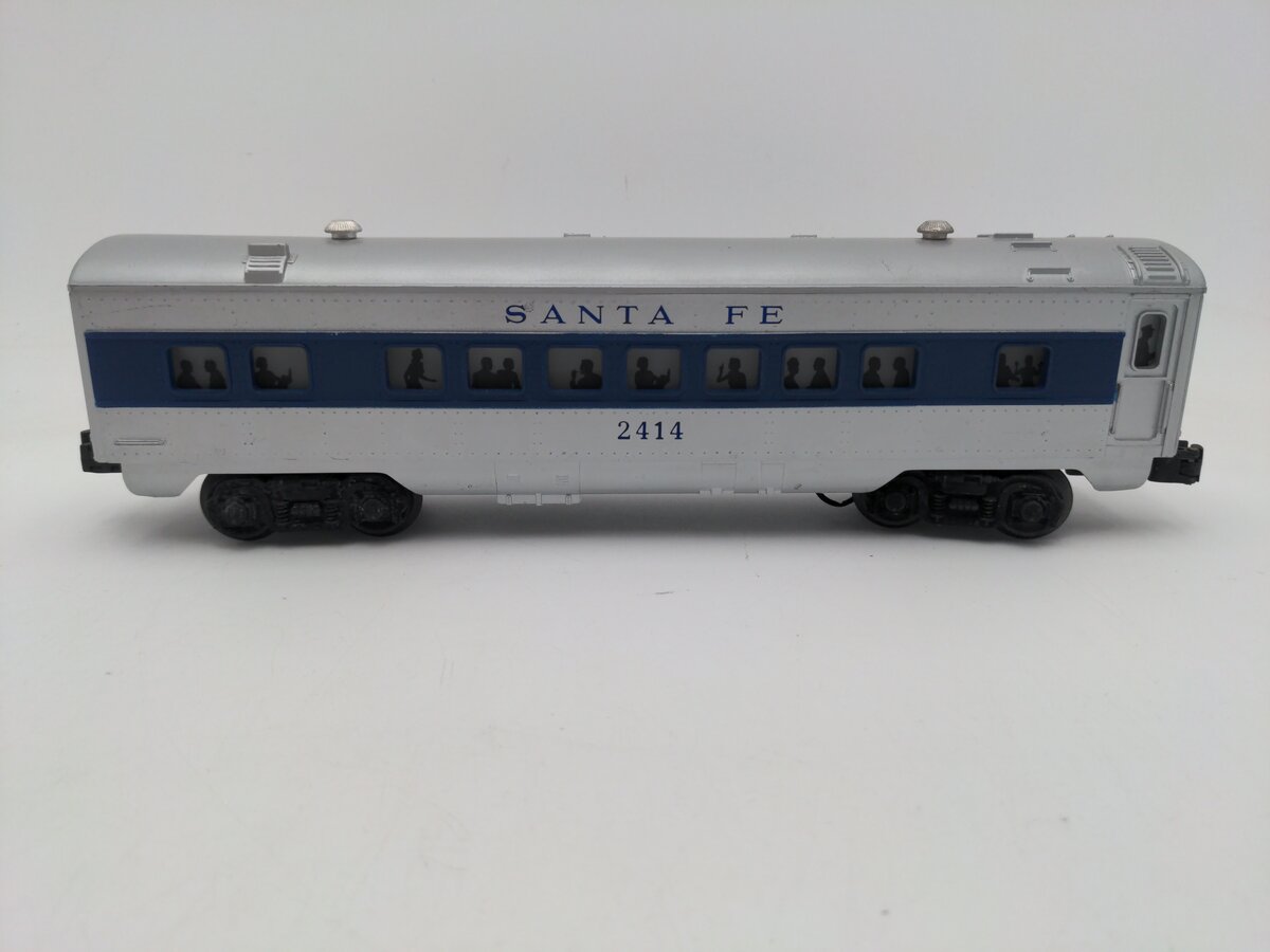 Lionel 6-27775 O Gauge Santa Fe Coach Passenger Illuminated Car #2414 EX/Box