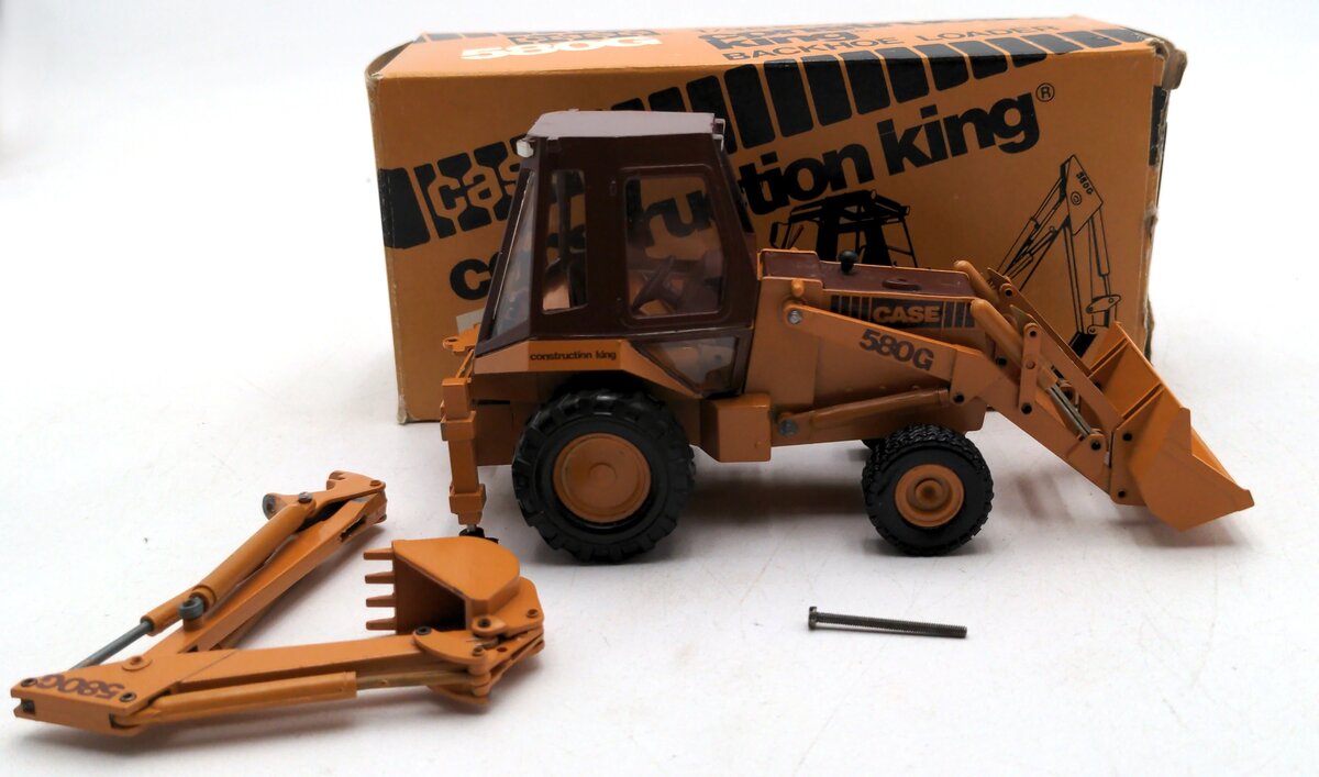 Conrad 2931 1:35 Case 580G Construction King Backhoe Loader EX/Box