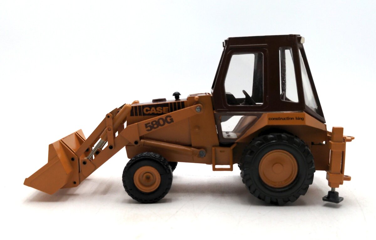 Conrad 2931 1:35 Case 580G Construction King Backhoe Loader EX/Box
