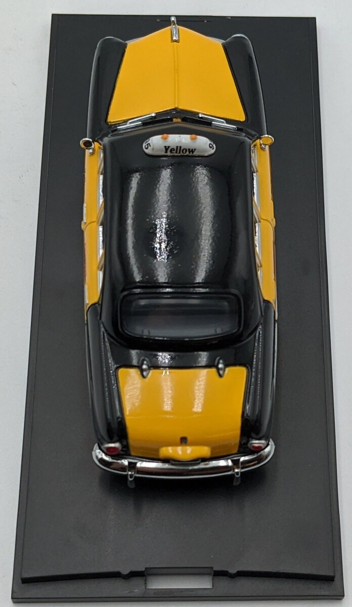 MTH 30-50076 1:43 1949 Ford 4-Door Taxi/Yellow Cab Co. NIB