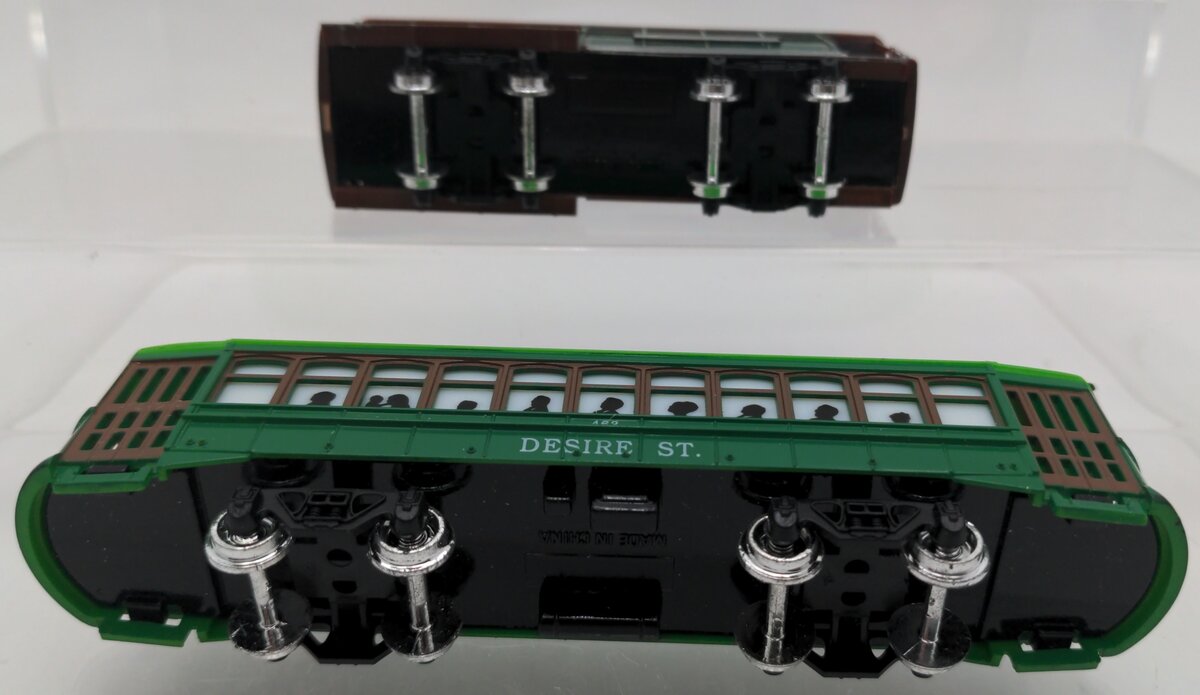 HO Scale 2 Classic Streetcars Trolly Car Set EX/Box