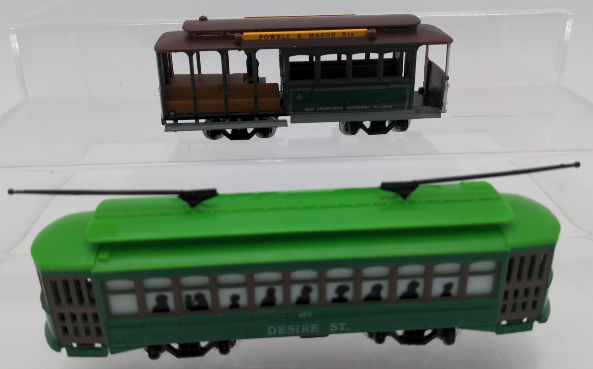 HO Scale 2 Classic Streetcars Trolly Car Set EX/Box