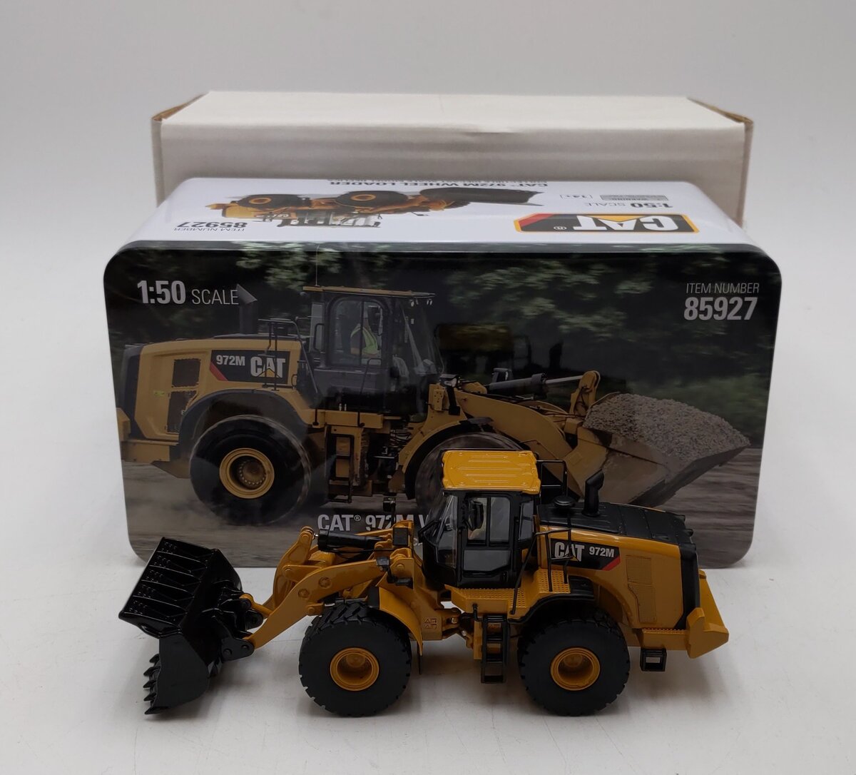 DieCast Masters 85927 1:50 Caterpillar 972M Wheel Loader NIB