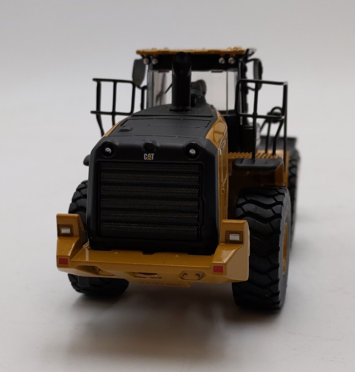 DieCast Masters 85927 1:50 Caterpillar 972M Wheel Loader NIB