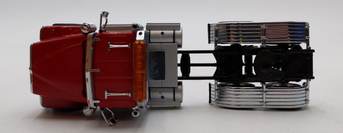 DieCast Masters 71002 1:50 Red International HX520 Day Cab Tandem Tractor NIB