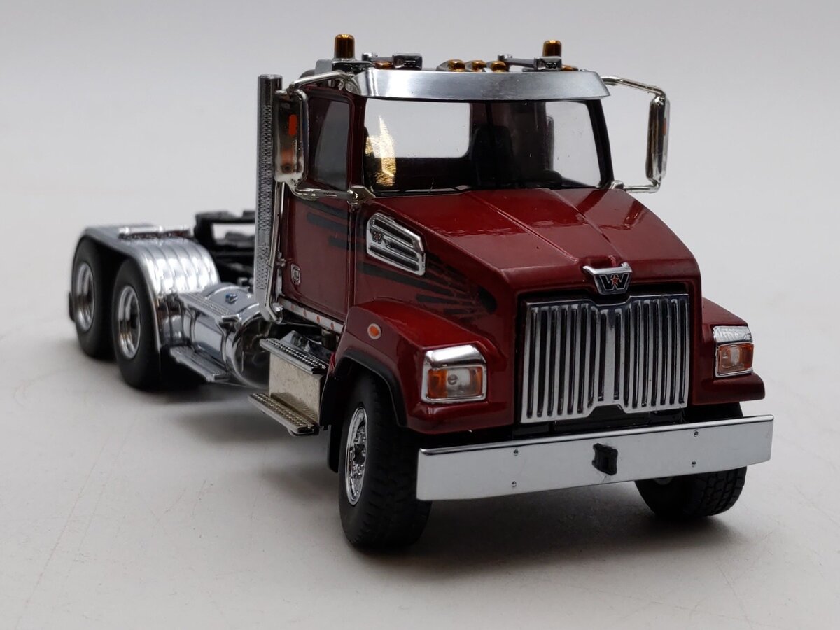 DieCast Masters 71037 1:50 Metallic Red Western Star 4700 SF Tandem Day Cab NIB