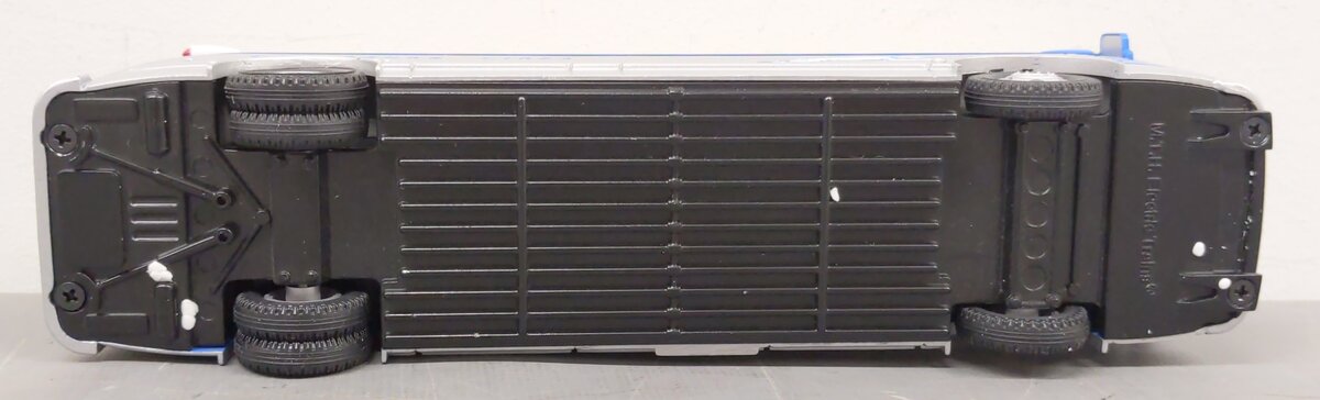 MTH 30-9040 Assembled Greyhound Bus Station W/ Station Dock LN/Box
