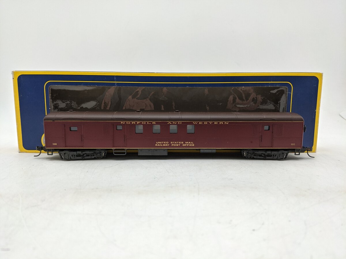 AHM 6403-20 HO Norfolk And Western 1930 72' R.P.O Car #110 EX/Box
