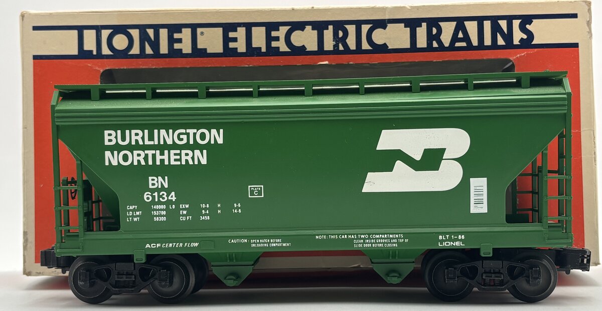 Lionel 6-6134 O Gauge Burlington Northern 2-Bay Center Flow Hopper #6134 EX/Box