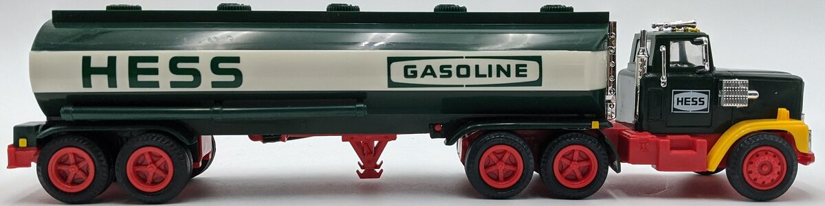 Hess 1984 Fuel Oils Tanker Truck Toy Bank NIB
