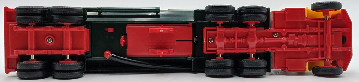 Hess 1984 Fuel Oils Tanker Truck Toy Bank NIB
