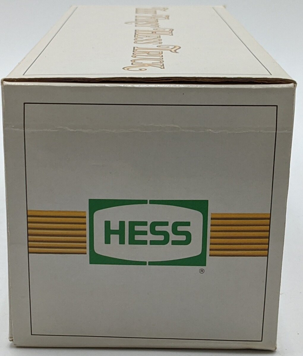 Hess 1982 1st Hess 1933 Chevy Delivery Truck Toy Bank NIB