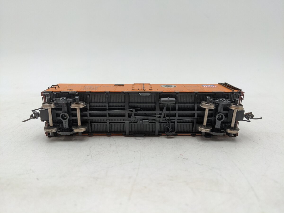 InterMountain 45501-96 HO Pacific Fruit Express Refrigerator Car EX/Box