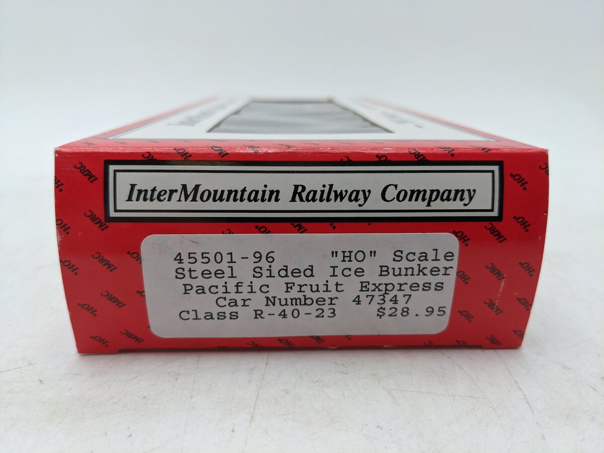 InterMountain 45501-96 HO Pacific Fruit Express Refrigerator Car EX/Box