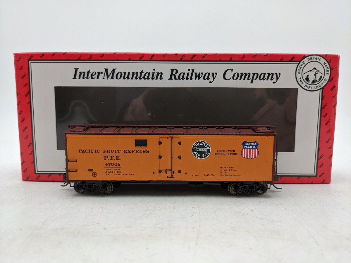 InterMountain 45501-95 HO Pacific Fruit Express Refrigerator Car EX/Box