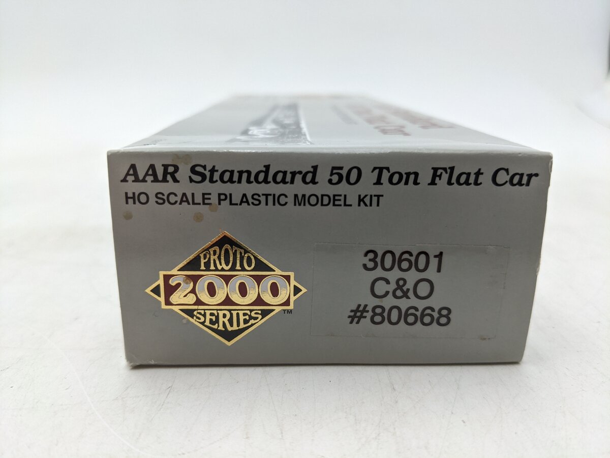 Proto 2000 30601 HO Chesapeake & Ohio 50 Ton Flat Car #80668 EX/Box