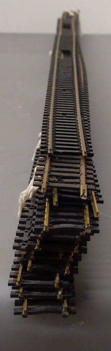 HO Scale Code 100 Assorted Brass Straight Track Segments [14]