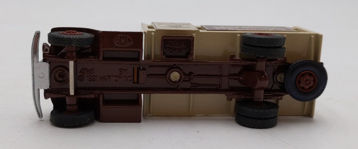 AHL1:64 Scale The Hershey's Collection Model Mack Truck NIB