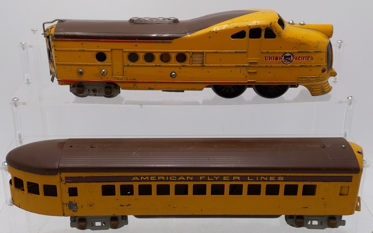 American Flyer 1684 Vintage O UP Diesel Locomotive and Observation Car