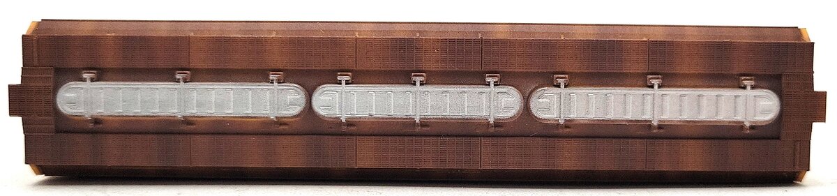 Micro-Trains 09451410 N Scale Weathered CNW/UP 3-Bay Covered Hopper #180332 EX/Box