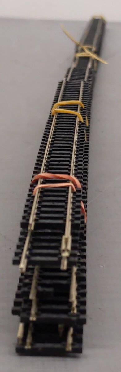 Atlas 2500 N Code 80 9.75" Radius Flex Track [8] EX