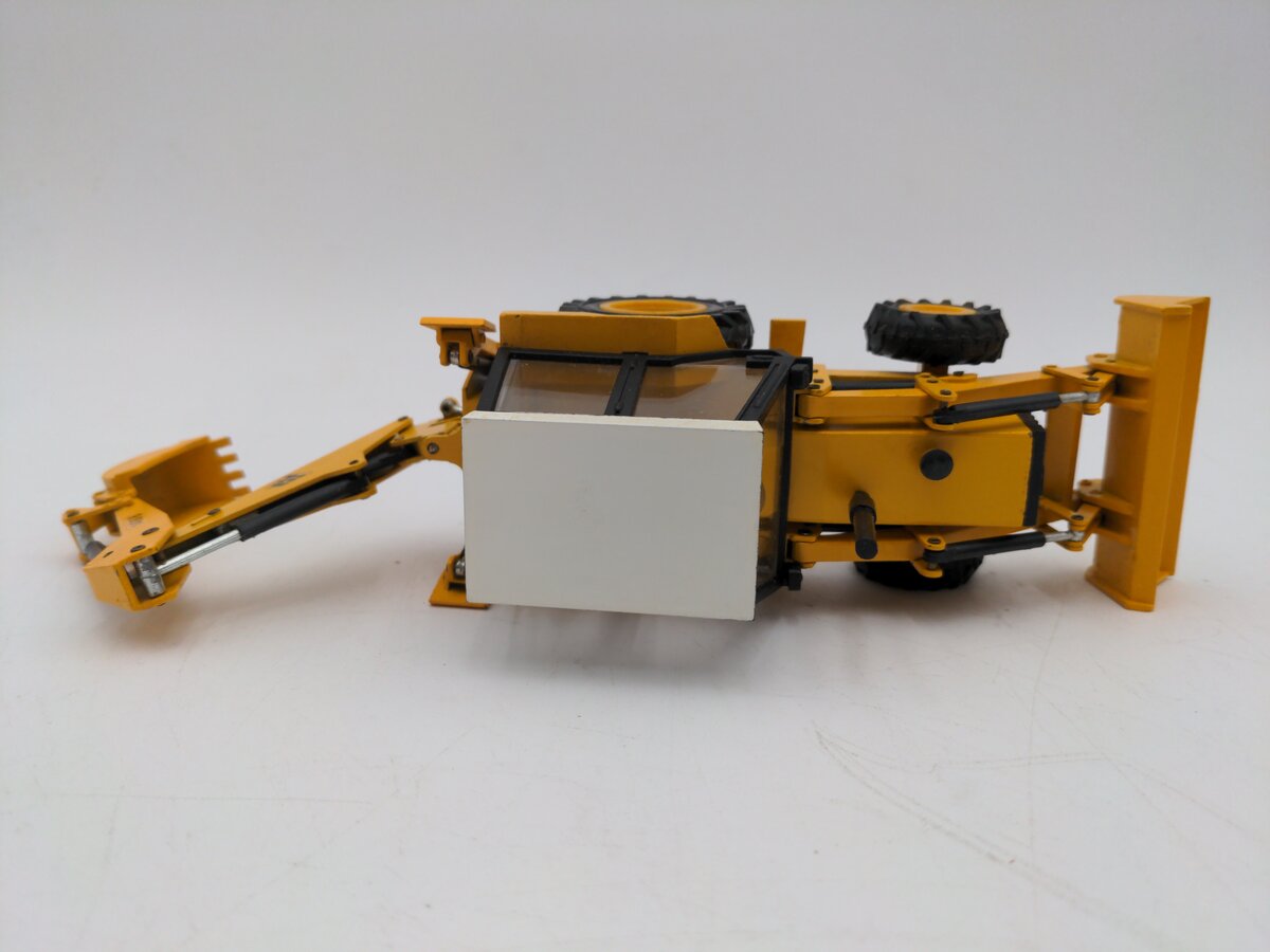 NZG 2771 1:35 1400B Excavator Loader EX/Box