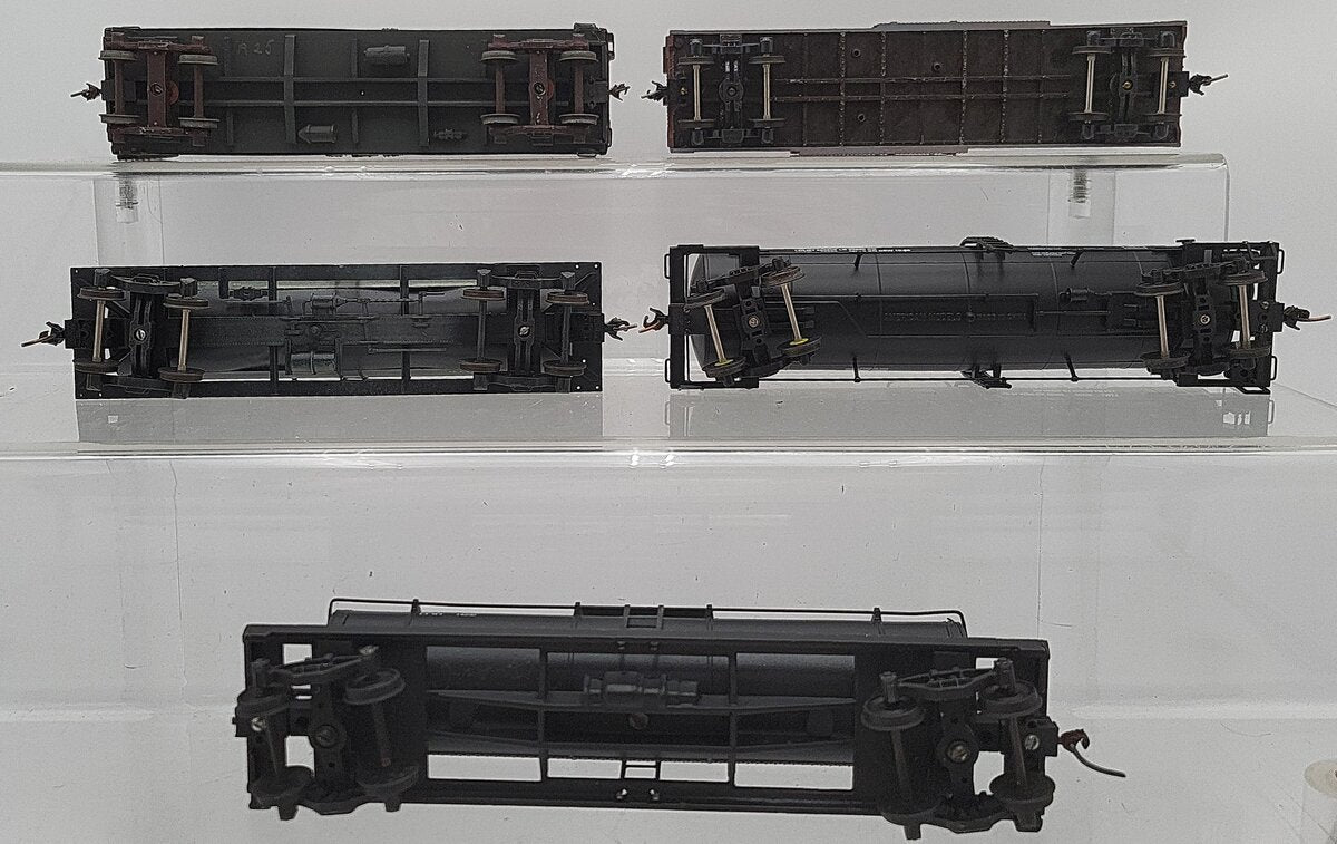 American Models & Others S Assorted Freight Cars: 98034, 23003, 85339, 4656 [5] VG