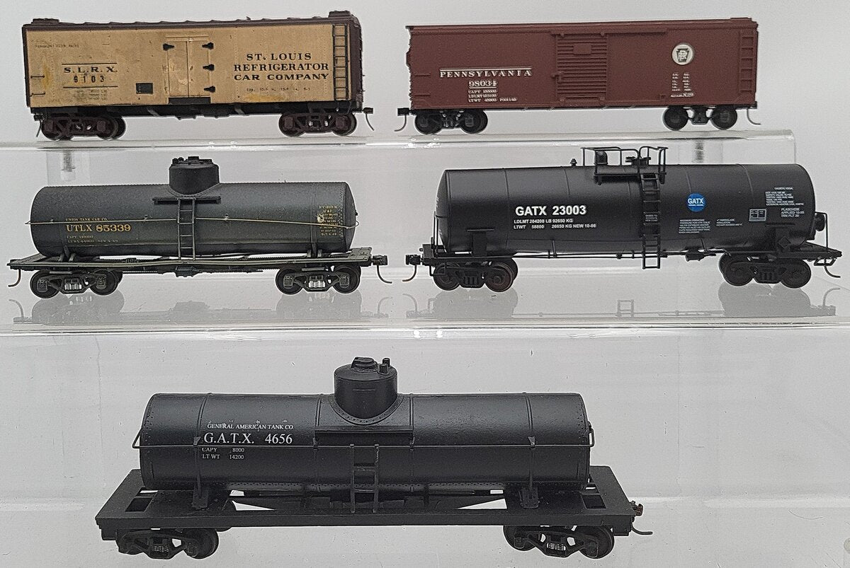 American Models & Others S Assorted Freight Cars: 98034, 23003, 85339, 4656 [5] VG