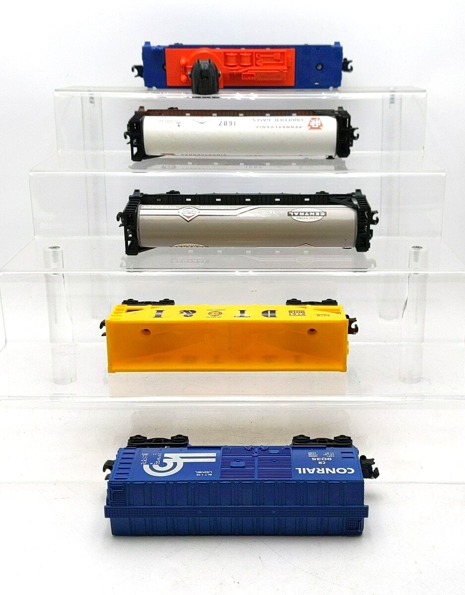 Lionel & Other O Gauge Assorted Freight Cars [5] EX