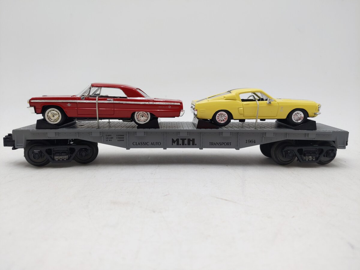 MTH 30-76013 O Gauge Flatcar w/1964 Impala SS & 1968 Ford Shelby GT 500KR Autos EX/Box