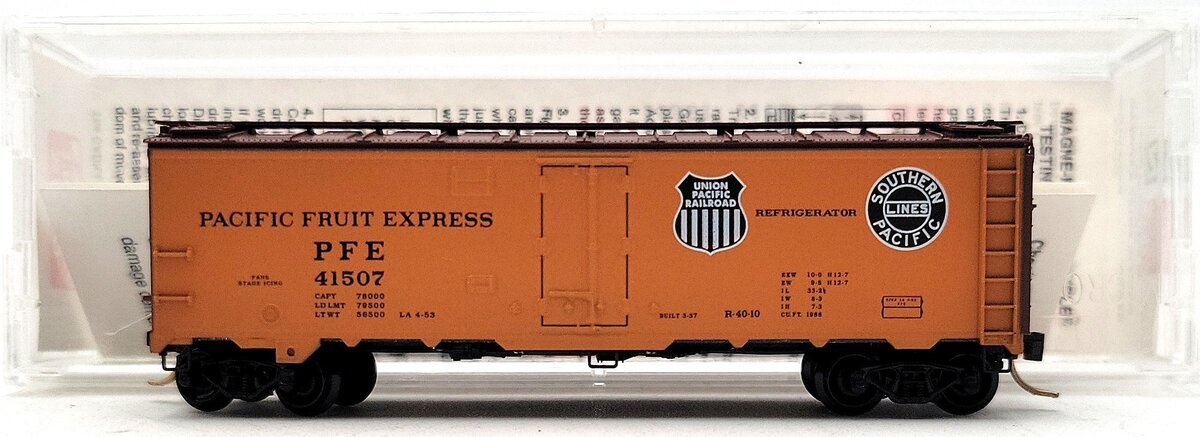 Micro-Trains 05900520 N Pacific Fruit Express 40' Steel Side Ice Reefer #41507 LN/Box