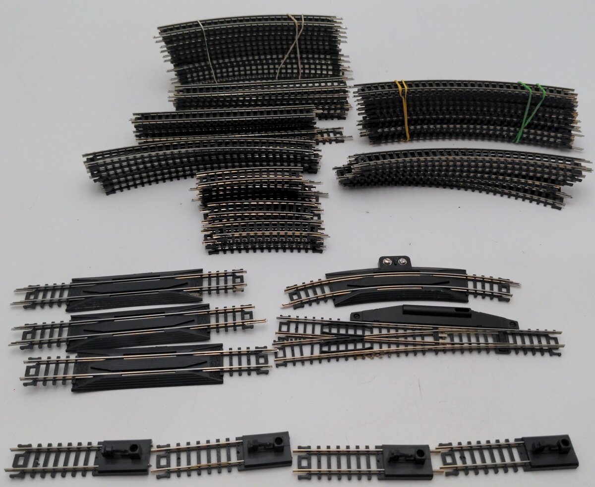 Atlas / Life Like N Scale Assorted Track Sections [68] EX