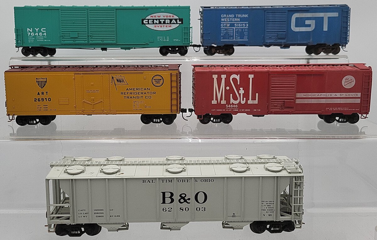 American Models & Other S Scale Assorted Freight Cars: 26910, 516153, 54646, [5] EX