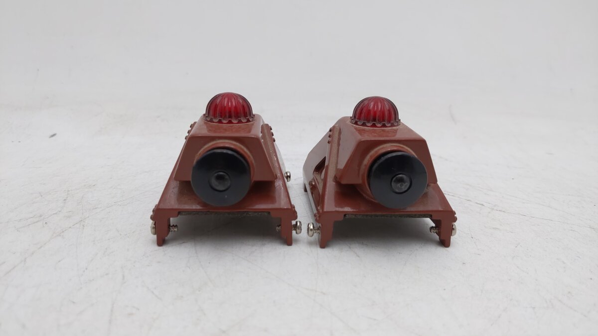 Lionel 6-2283 O/O27 Gauge Die-Cast Illuminated Bumpers (Set of 2) EX