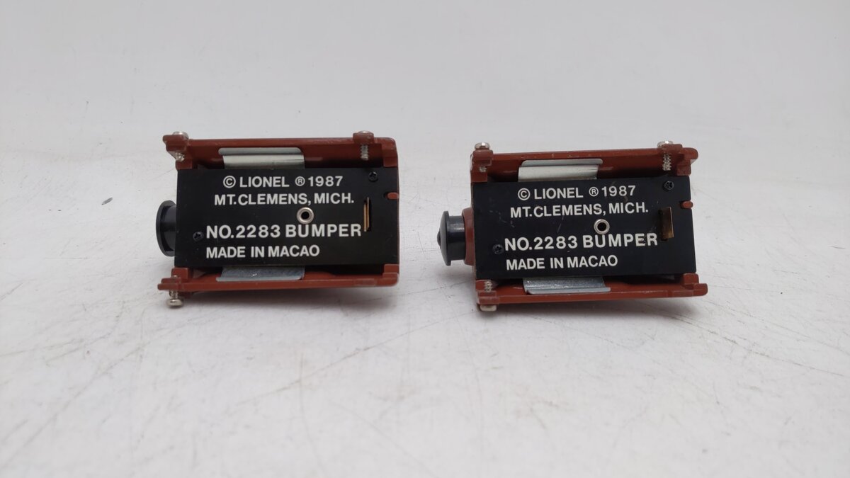Lionel 6-2283 O/O27 Gauge Die-Cast Illuminated Bumpers (Set of 2) EX