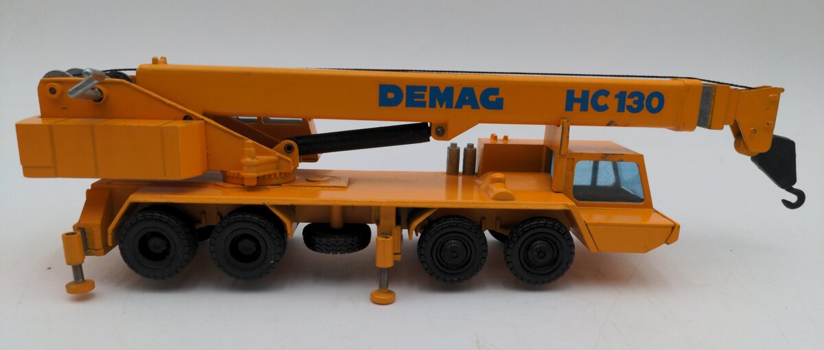 NZG 240 1:50 Demag HC130 Telescopic Truck Crane EX/Box