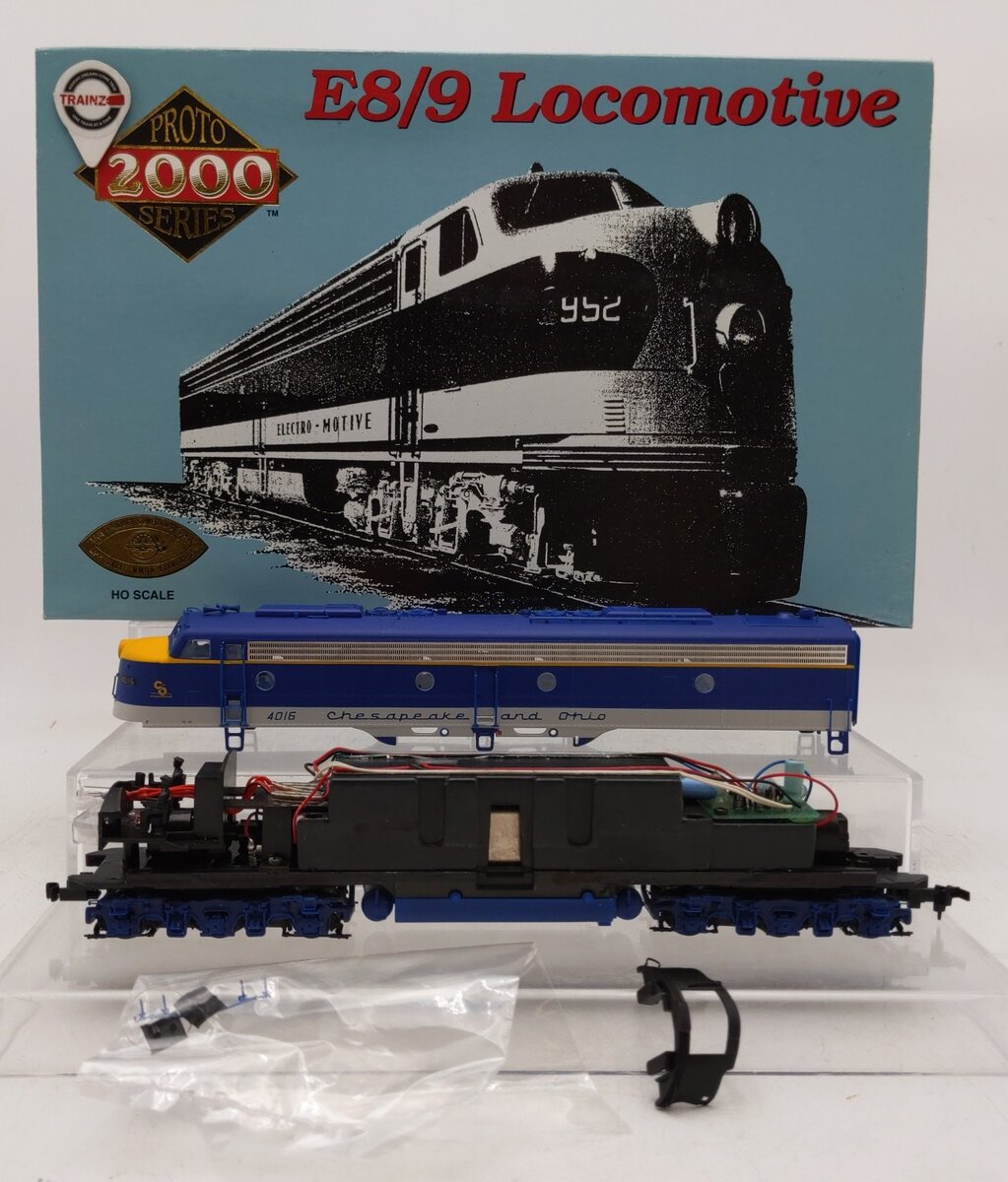 Proto 2000 8185 HO C&O E8/9 Diesel Locomotive #4016 LN/Box