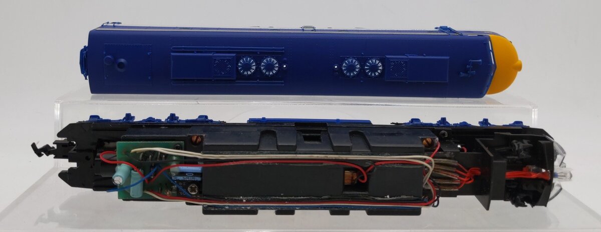 Proto 2000 8185 HO C&O E8/9 Diesel Locomotive #4016 LN/Box