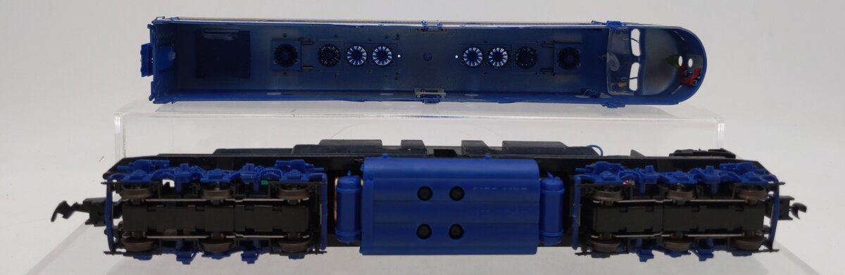 Proto 2000 8185 HO C&O E8/9 Diesel Locomotive #4016 LN/Box