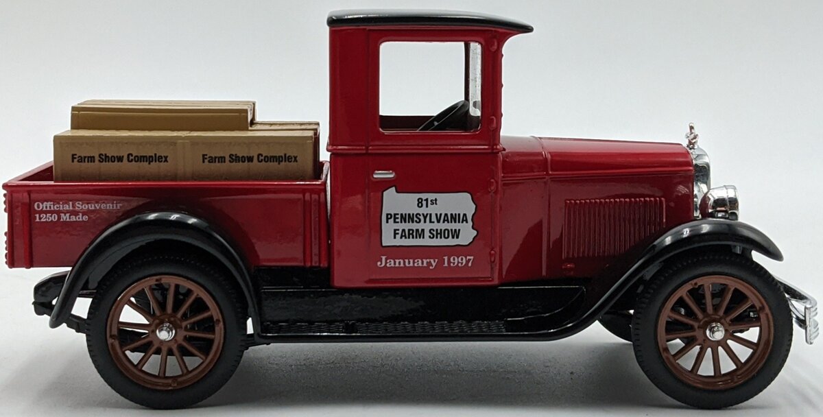 Liberty Classic Chevrolet Pickup Coin Bank - 1997 PA Farm Show NIB