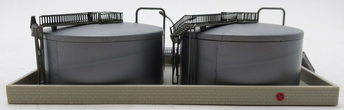 Model Power 2592 N Scale Shell Twin Oil Tanks Built Up EX/Box