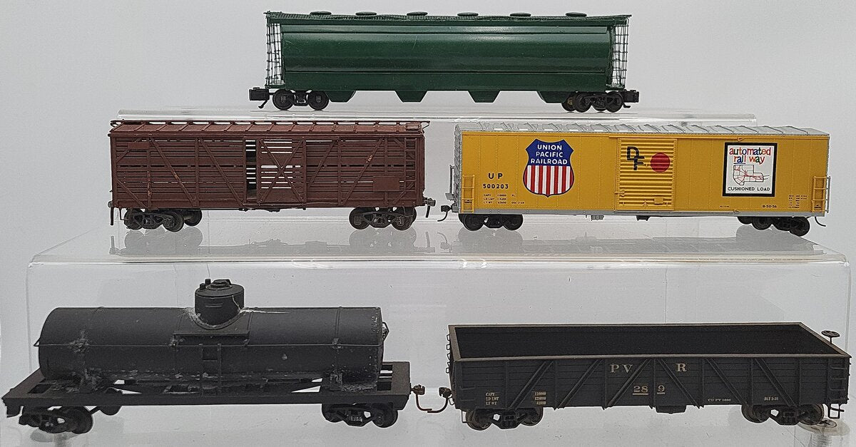 S Scale Assorted Freight Cars: 500203, 289 [5] VG
