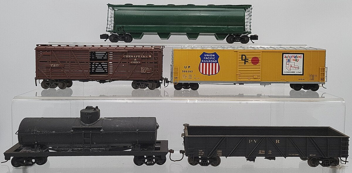 S Scale Assorted Freight Cars: 500203, 289 [5] VG