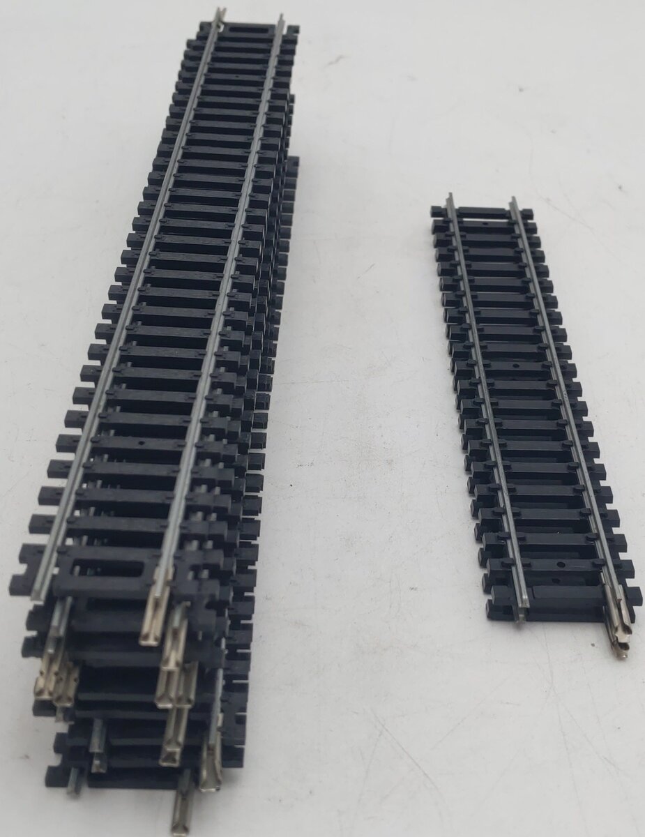 Bachmann HO Scale Assorted Straight Track Sections [11] VG