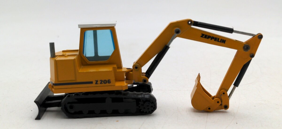 NZG 258 1:50 Zeppelin Z206M Mini Excavator LN/Box
