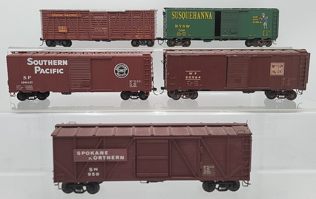 American Models & Other S Assorted Boxcars: 509, 950, 20564, 39341, 100447 [5] EX