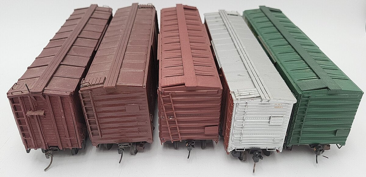 American Models & Other S Assorted Boxcars: 509, 950, 20564, 39341, 100447 [5] EX