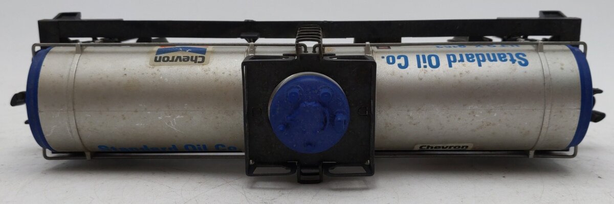 Lionel 6-9153 O Gauge Chevron Single Dome Tank Car VG