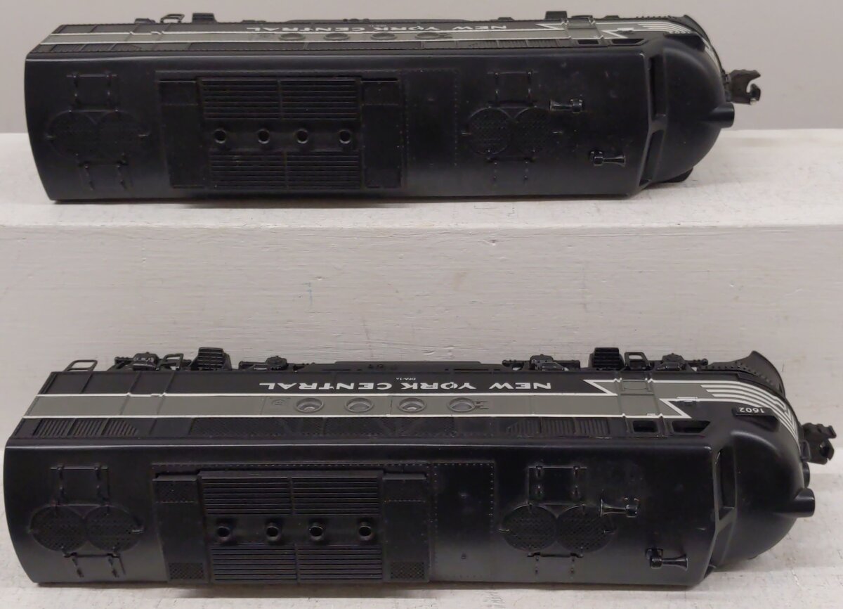 Lionel 6-18160 O Gauge New York Central FT AA Diesel Locomotive Set #1602/1603O EX