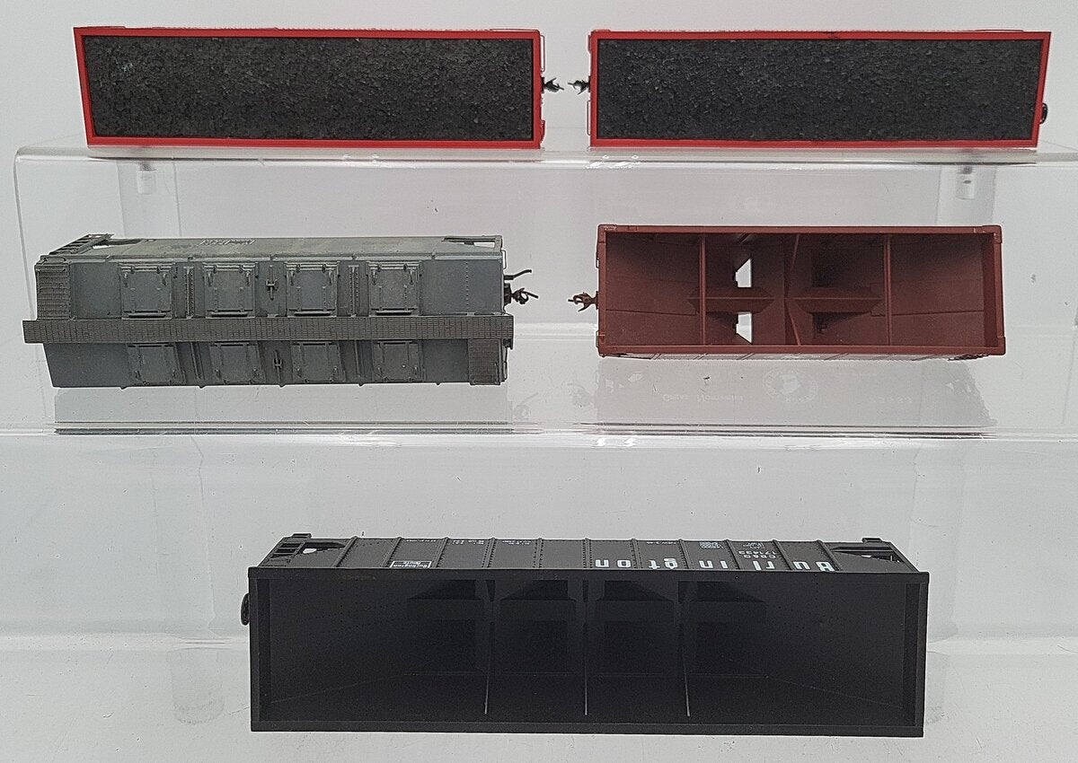 American Models & Other S Scale Assorted Hopper Cars: 170628, 73533, 171433 [5] EX